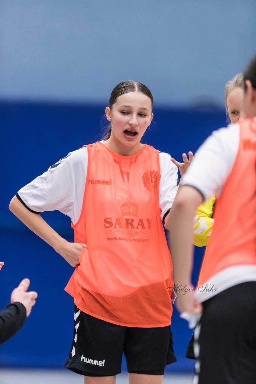 Bild 246 - wCJ Futsalmeisterschaft Runde 1